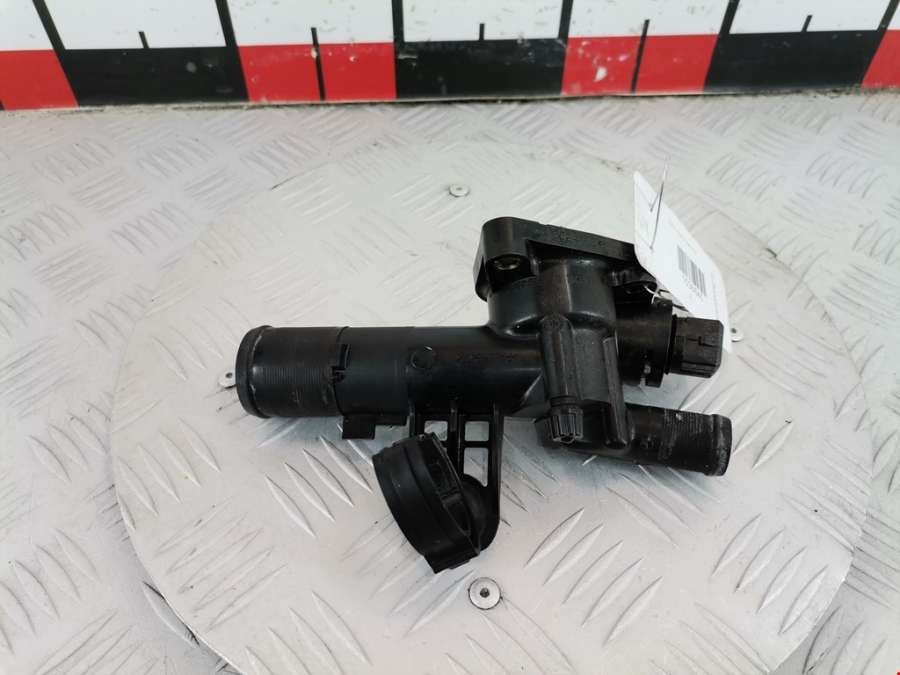 Корпус термостата Nissan Micra K12 (2002-2010) Хетчбэк 5дв. 2006г. | Фото № 6 Корпус термостата Nissan Micra K12 (2002-2010) Хетчбэк 5дв. 2006г. - Фото 6