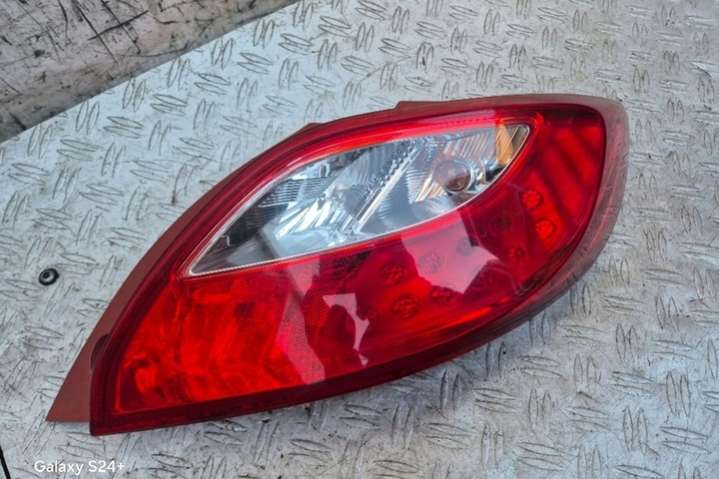 D65151150 Фонарь задний правый  Mazda 2 поколение (007-010) 2007г. | Фото № 10  D65151150 Фонарь задний правый  Mazda 2 поколение (007-010) 2007г. - Фото 10