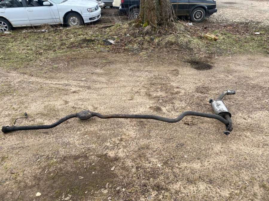 1.8308514426852E+17 Глушитель BMW 3 седан 2014г. | Фото № 1 1.8308514426852E+17 Глушитель BMW 3 седан 2014г. - Фото 1