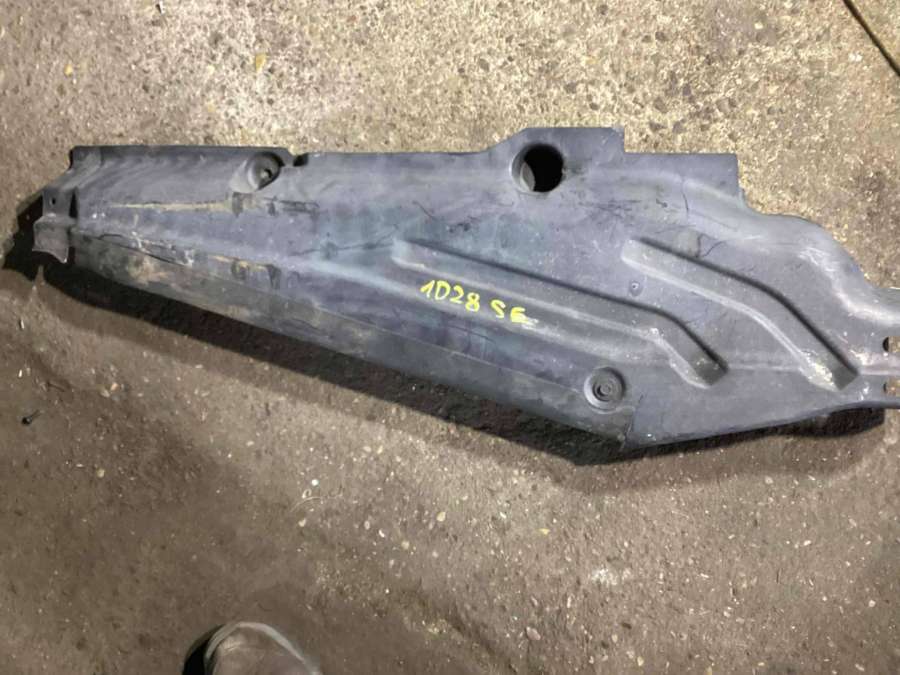 1646102308A1646102308 Защита днища Mercedes-Benz GL X164 2008г. | Фото № 1 1646102308A1646102308 Защита днища Mercedes-Benz GL X164 2008г. - Фото 1