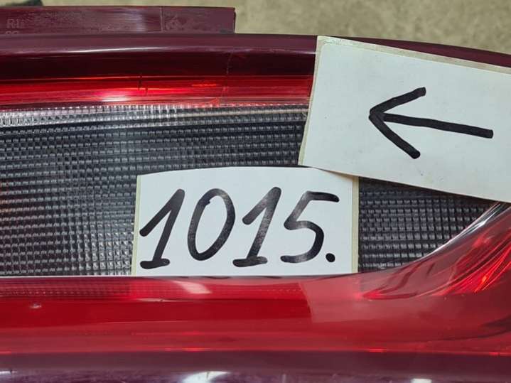 2016-2018 84136773 Фонарь задний правый  Chevrolet Camaro 6 поколение (2015-2024) 2015г. | Фото № 9  2016-2018 84136773 Фонарь задний правый  Chevrolet Camaro 6 поколение (2015-2024) 2015г. - Фото 9