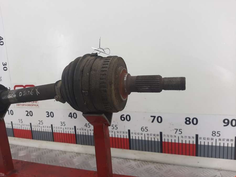 Полуось передняя правая (приводной вал шрус) Mercedes Vito (W638) (1996-2003) Микроавтобус 1998г. | Фото № 3 Полуось передняя правая (приводной вал шрус) Mercedes Vito (W638) (1996-2003) Микроавтобус 1998г. - Фото 3