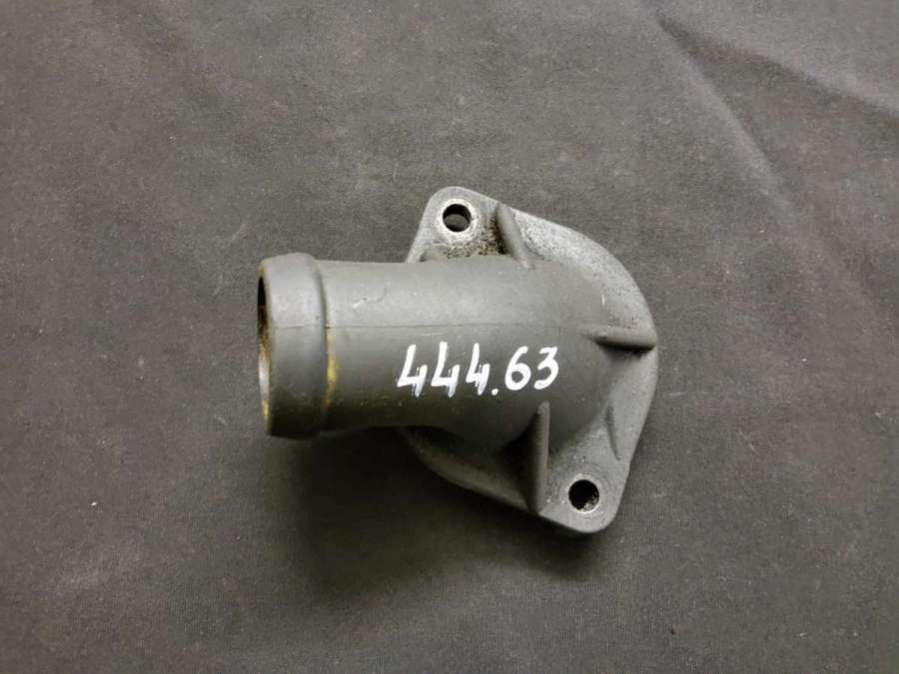 Корпус термостата Volkswagen Transporter T3 1985г. | Фото № 1 Корпус термостата Volkswagen Transporter T3 1985г. - Фото 1