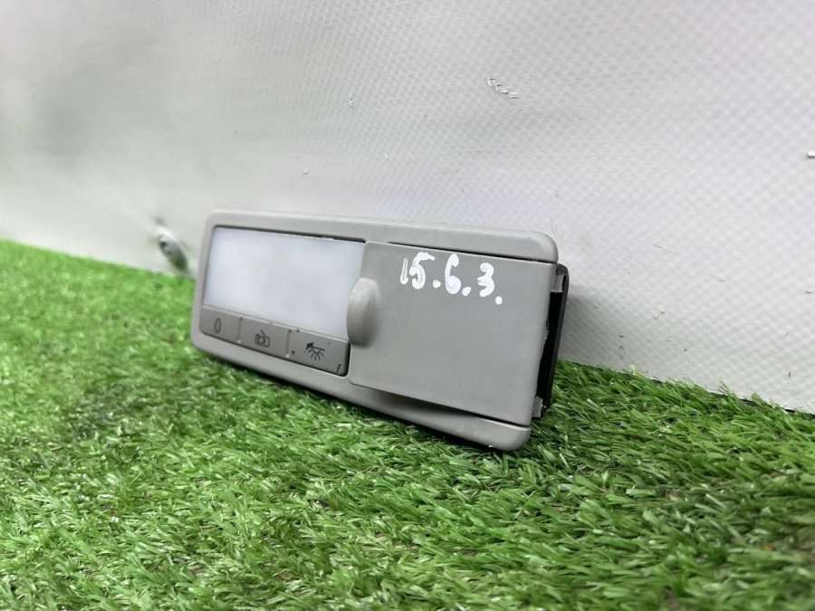 7L6947291 Фонарь салона (плафон) Volkswagen Touareg 1 2005г. | Фото № 4 7L6947291 Фонарь салона (плафон) Volkswagen Touareg 1 2005г. - Фото 4