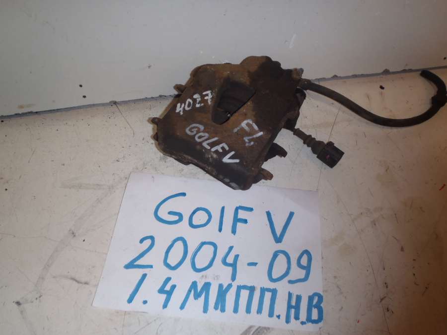 Суппорт передний левый VW Volkswagen Golf 5 2004г. | Фото № 1 Суппорт передний левый VW Volkswagen Golf 5 2004г. - Фото 1