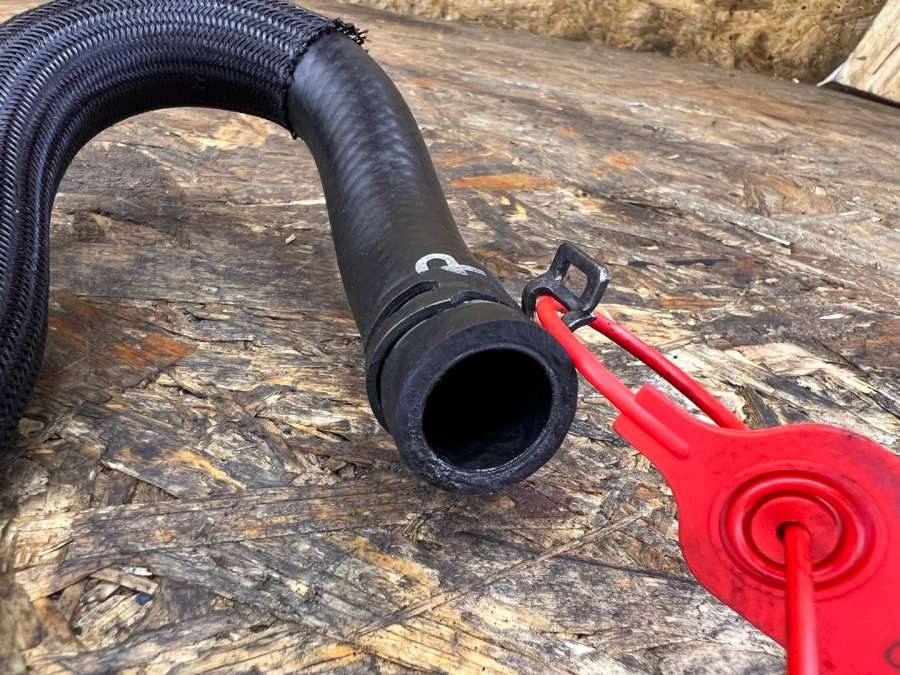 C2D3593AW933E525AA Шланг гидроусилителя Jaguar XJ X351 X351 2013г. | Фото № 3 C2D3593AW933E525AA Шланг гидроусилителя Jaguar XJ X351 X351 2013г. - Фото 3