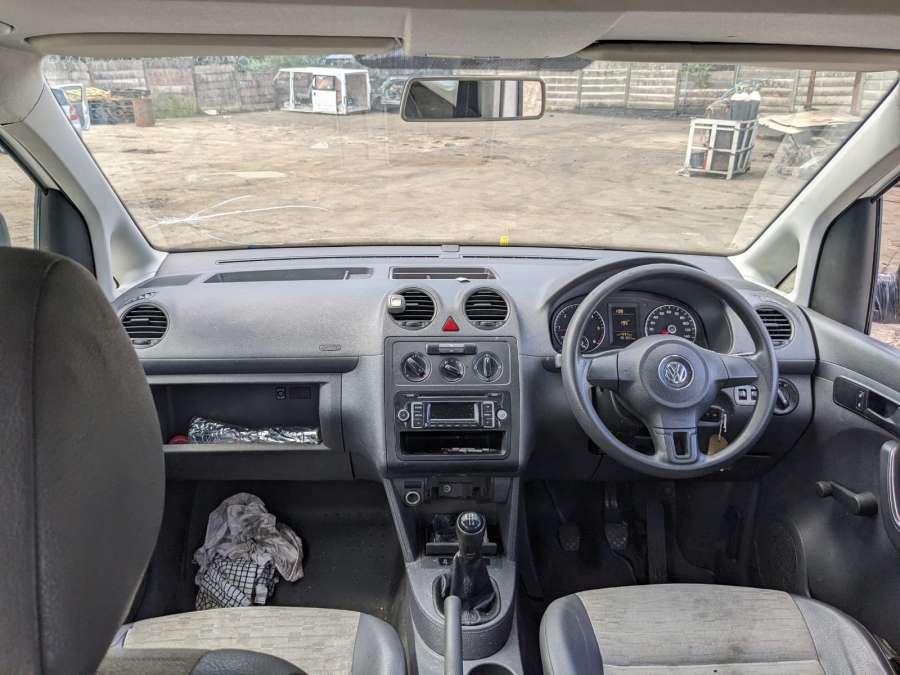 Трубка цилиндра сцепления Volkswagen Caddy 3 (2004-2015) Фургон 2013г. | Фото № 5 Трубка цилиндра сцепления Volkswagen Caddy 3 (2004-2015) Фургон 2013г. - Фото 5