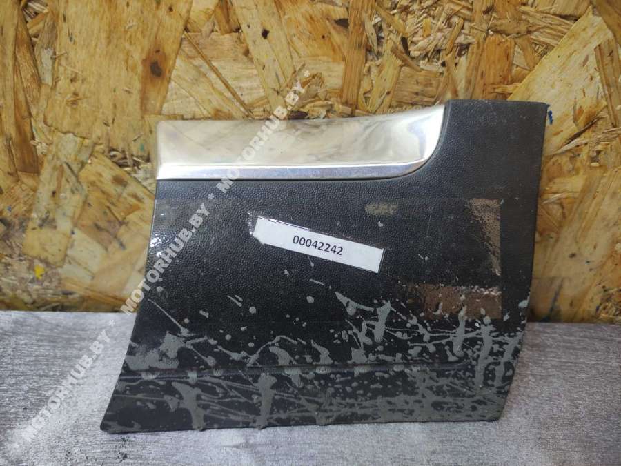 7L6854960 Молдинг крыла переднего правого Volkswagen Touareg 2004г. | Фото № 1 7L6854960 Молдинг крыла переднего правого Volkswagen Touareg 2004г. - Фото 1