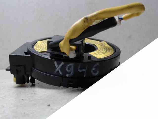 Шлейф руля Mitsubishi Space Runner (1991-2002) Минивен 2000г. | Фото № 1 Шлейф руля Mitsubishi Space Runner (1991-2002) Минивен 2000г. - Фото 1