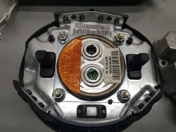 3414990 Подушка безопасности  BMW X3 E83 (2003-2006) 2003г. | Фото № 6  3414990 Подушка безопасности  BMW X3 E83 (2003-2006) 2003г. - Фото 6