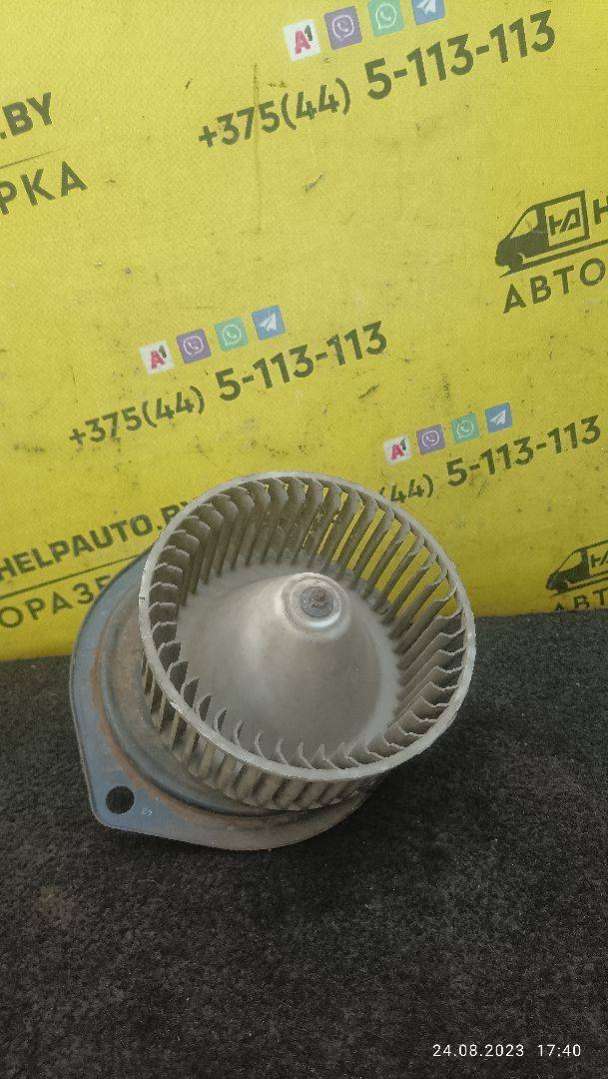 Моторчик печки Mitsubishi Galant 5 седан 1985г. | Фото № 1 Моторчик печки Mitsubishi Galant 5 седан 1985г. - Фото 1