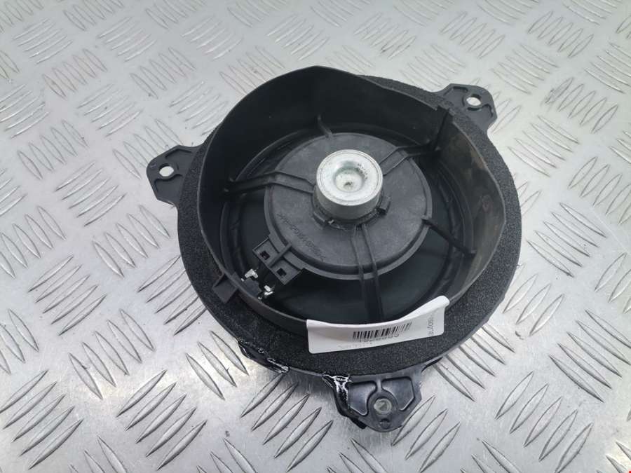 861600D190 Динамик Toyota Yaris 2 (2005-2011) Хетчбэк 5дв. 2006г. | Фото № 2 861600D190 Динамик Toyota Yaris 2 (2005-2011) Хетчбэк 5дв. 2006г. - Фото 2