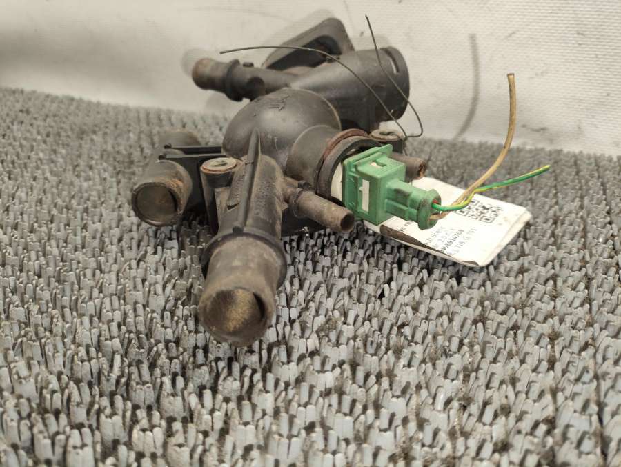 F3R Корпус термостата Renault Scenic минивэн 1998г. | Фото № 4 F3R Корпус термостата Renault Scenic минивэн 1998г. - Фото 4