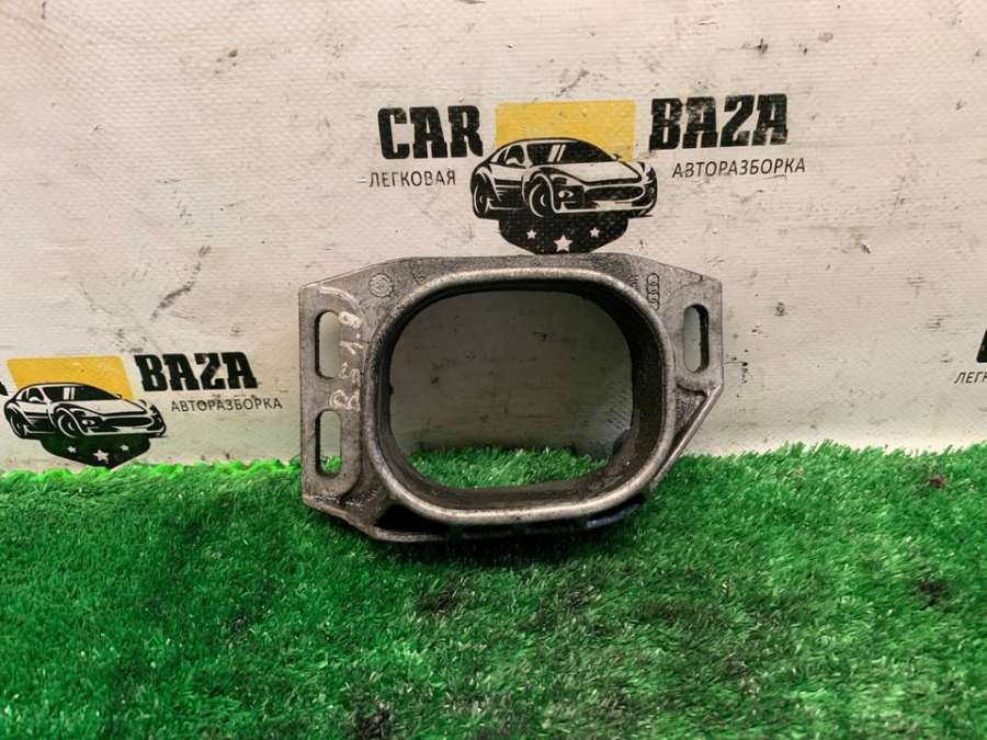 8D0199335  Кронштейн двигателя   Volkswagen Passat B5 1998г. | Фото № 4  8D0199335  Кронштейн двигателя   Volkswagen Passat B5 1998г. - Фото 4