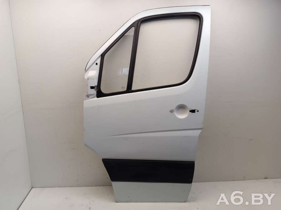 Дверь передняя левая  Mercedes Sprinter W906 2013г. | Фото № 1   Дверь передняя левая  Mercedes Sprinter W906 2013г. - Фото 1