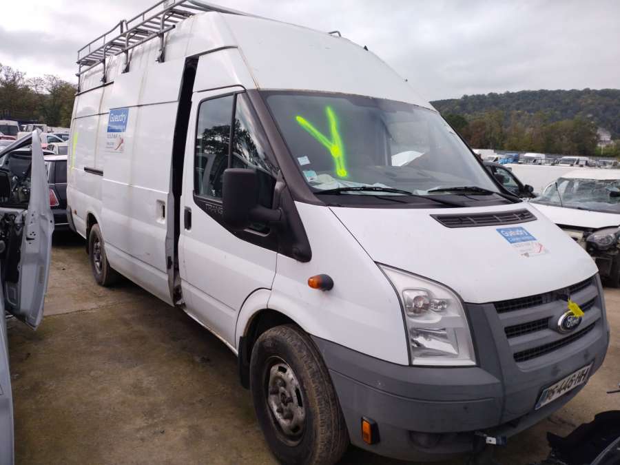 Ручка двери внутренняя задняя правая Ford Transit 5 (2006-2014) Микроавтобус 2011г. | Фото № 10 Ручка двери внутренняя задняя правая Ford Transit 5 (2006-2014) Микроавтобус 2011г. - Фото 10
