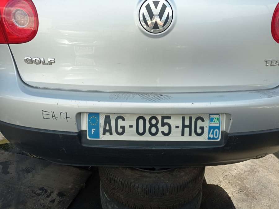 Суппорт передний правый Volkswagen Golf 5 (2003-2008) Хетчбэк 5дв. 2004г. | Фото № 12 Суппорт передний правый Volkswagen Golf 5 (2003-2008) Хетчбэк 5дв. 2004г. - Фото 12