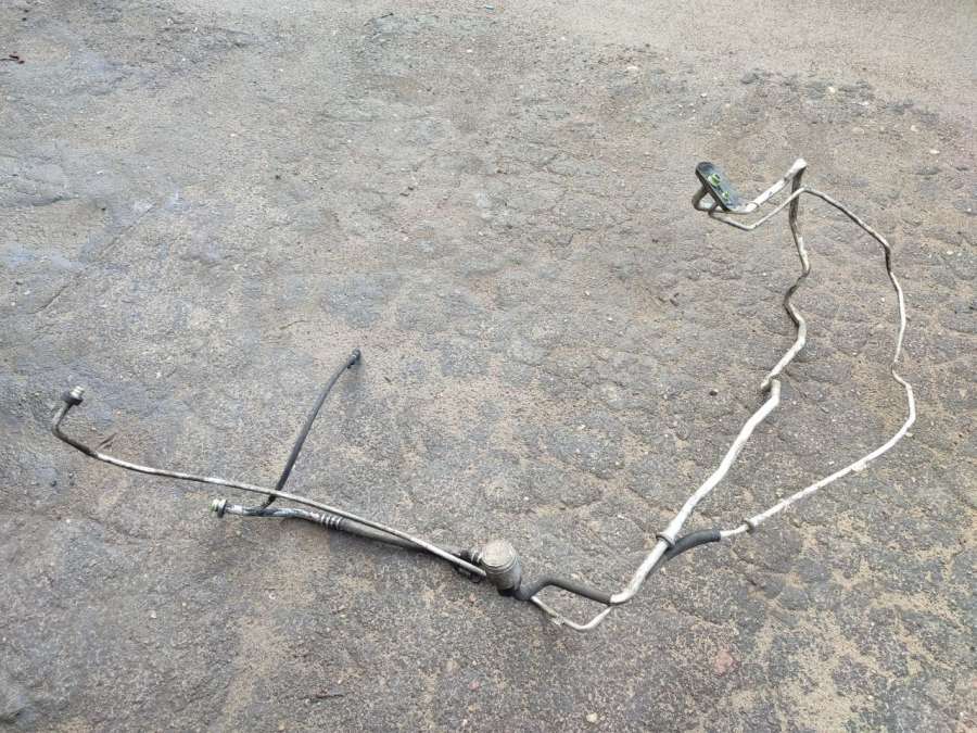 Трубка кондиционера Peugeot 607 2005г. | Фото № 3 Трубка кондиционера Peugeot 607 2005г. - Фото 3