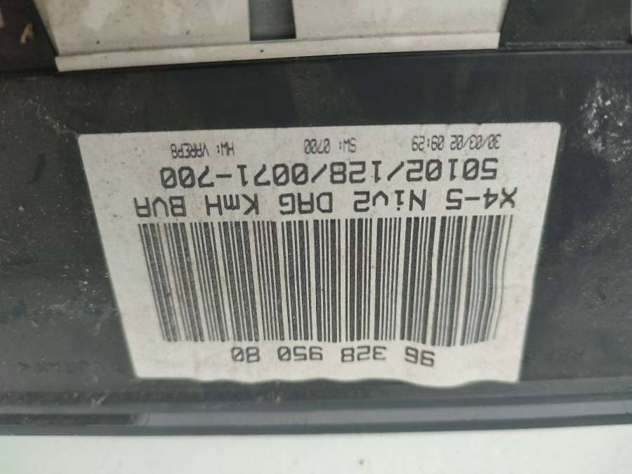 9632895080 Панель приборов (щиток) Citroen C5 0000г. | Фото № 2 9632895080 Панель приборов (щиток) Citroen C5 0000г. - Фото 2