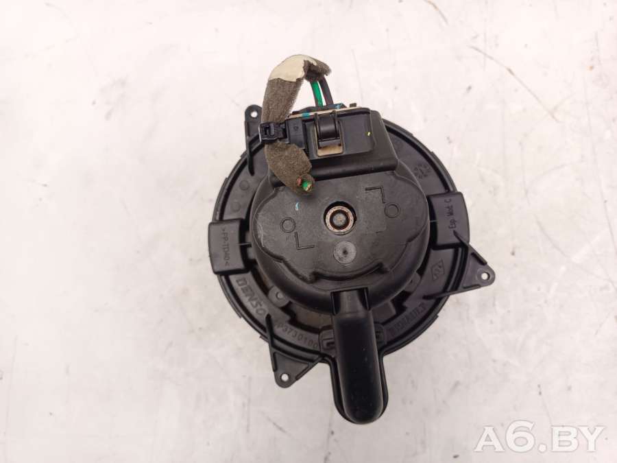 5P3730100 Моторчик печки  Dacia Sandero Stepway 2 2016г. | Фото № 1  5P3730100 Моторчик печки  Dacia Sandero Stepway 2 2016г. - Фото 1