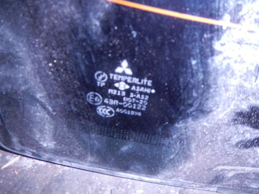 MR520282 Стекло заднее  Mitsubishi Lancer 0000г. | Фото № 2  MR520282 Стекло заднее  Mitsubishi Lancer 0000г. - Фото 2