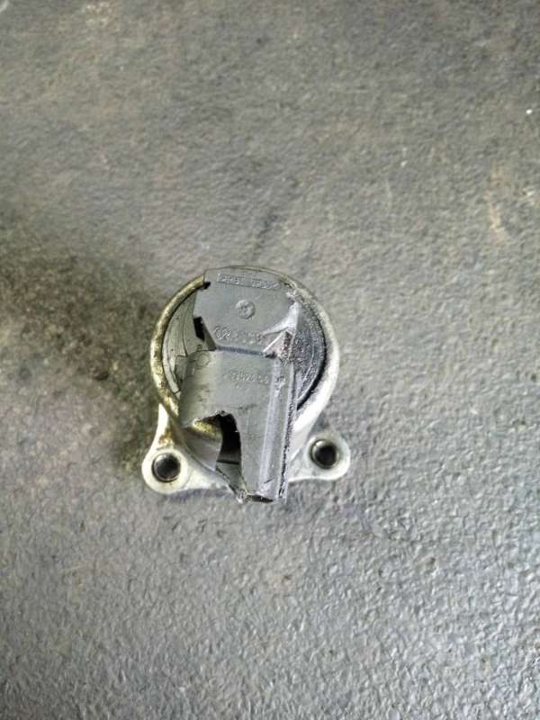 8200231630 Клапан EGR Renault Trafic 2000г. | Фото № 2 8200231630 Клапан EGR Renault Trafic 2000г. - Фото 2