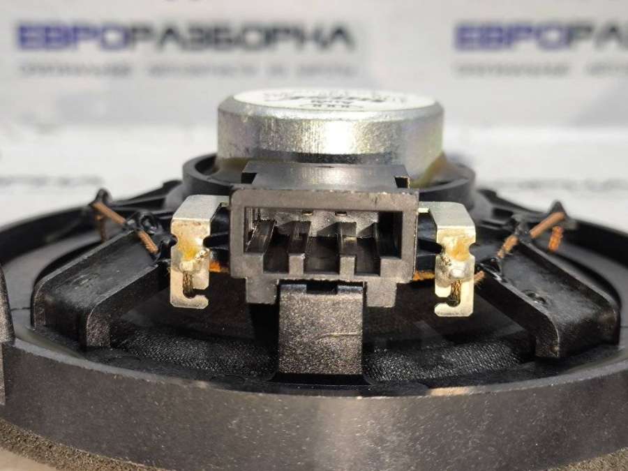 4H0035397 Динамик высокочастотный (пищалка) Audi A8 D4/4H 2015г. | Фото № 8 4H0035397 Динамик высокочастотный (пищалка) Audi A8 D4/4H 2015г. - Фото 8