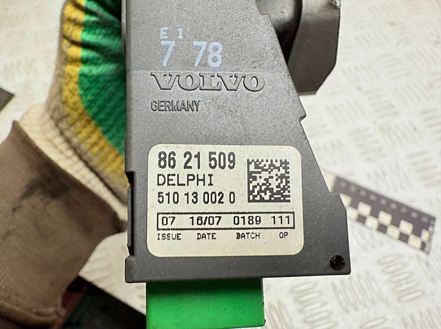 7376086263248621509510130020 Замок зажигания Volvo S60 2002г. | Фото № 8 7376086263248621509510130020 Замок зажигания Volvo S60 2002г. - Фото 8