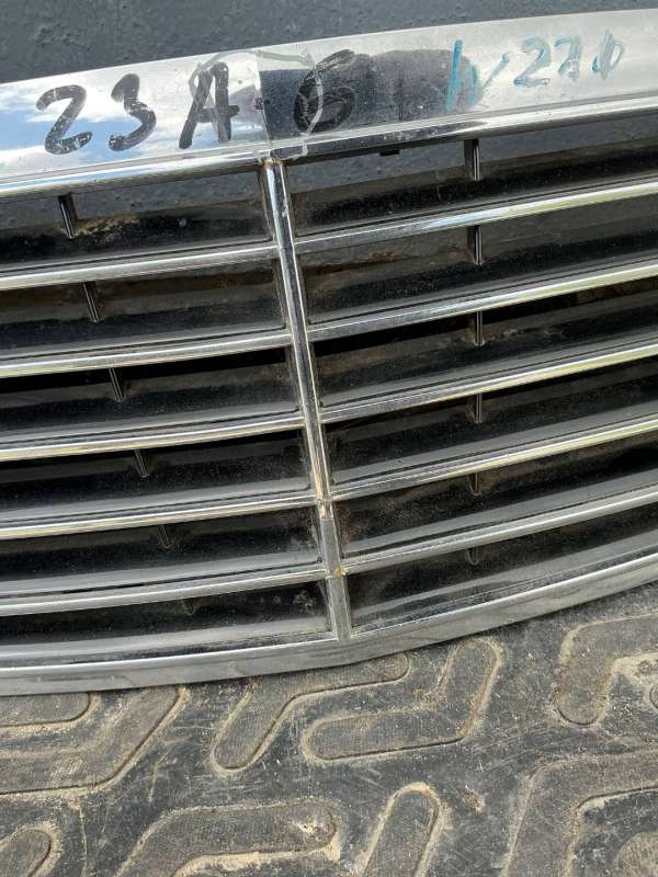 Решетка радиатора Mercedes-Benz E W211/S211 2004г. | Фото № 2 Решетка радиатора Mercedes-Benz E W211/S211 2004г. - Фото 2