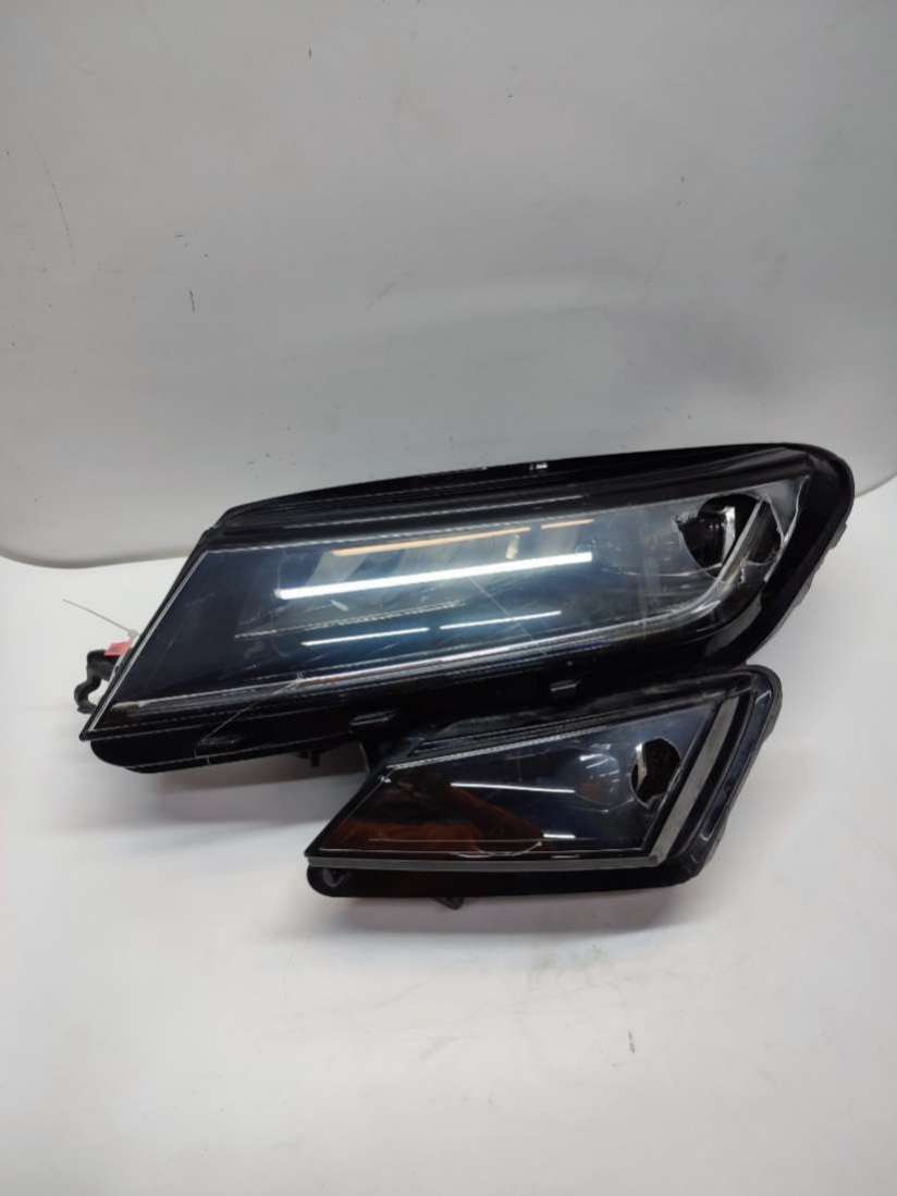 566941015H Фара передняя левая Skoda Kodiaq 2020г. | Фото № 1 566941015H Фара передняя левая Skoda Kodiaq 2020г. - Фото 1