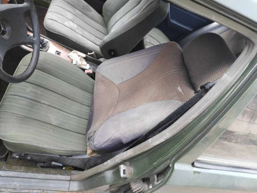 Салон (комплект сидений) Mercedes E W124 1991г. | Фото № 1 Салон (комплект сидений) Mercedes E W124 1991г. - Фото 1