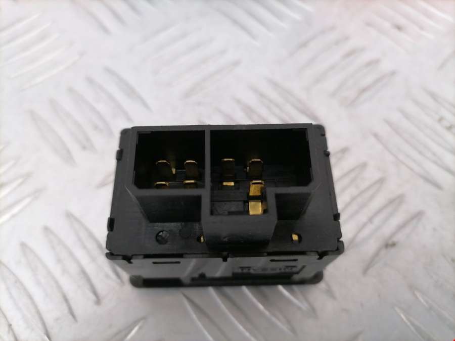 Джойстик регулировки зеркал Subaru Impreza 1 (GC/GF) (1992-2001) Универсал 1998г. | Фото № 3 Джойстик регулировки зеркал Subaru Impreza 1 (GC/GF) (1992-2001) Универсал 1998г. - Фото 3