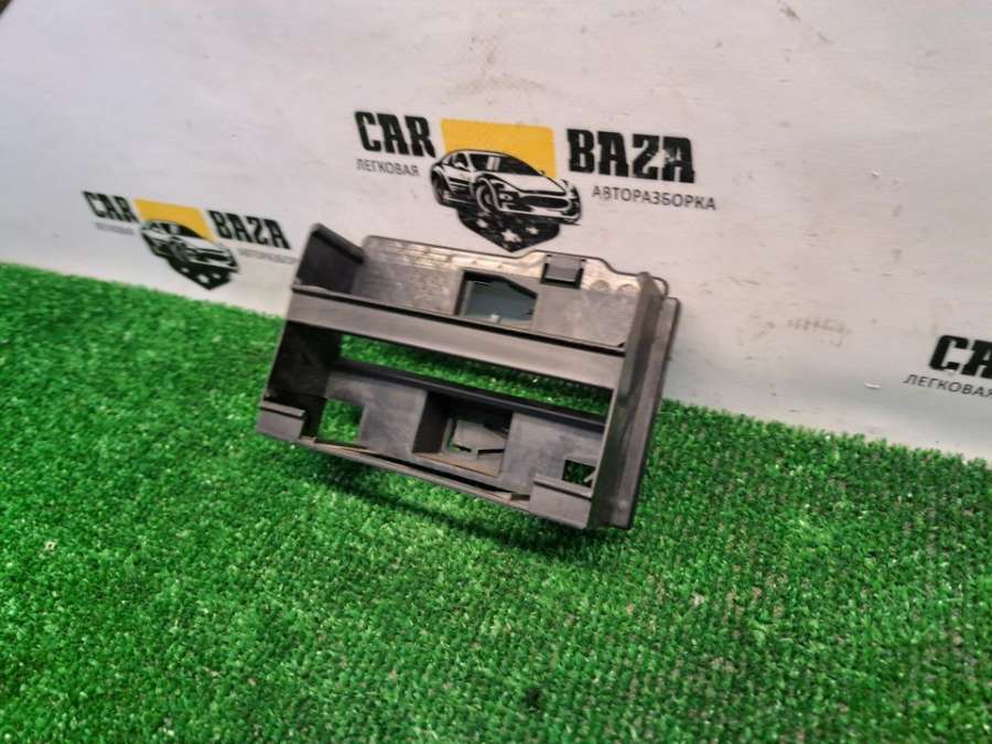 6Q1971502B  Кронштейн блока комфорта   Seat Ibiza III 2007г. | Фото № 5  6Q1971502B  Кронштейн блока комфорта   Seat Ibiza III 2007г. - Фото 5