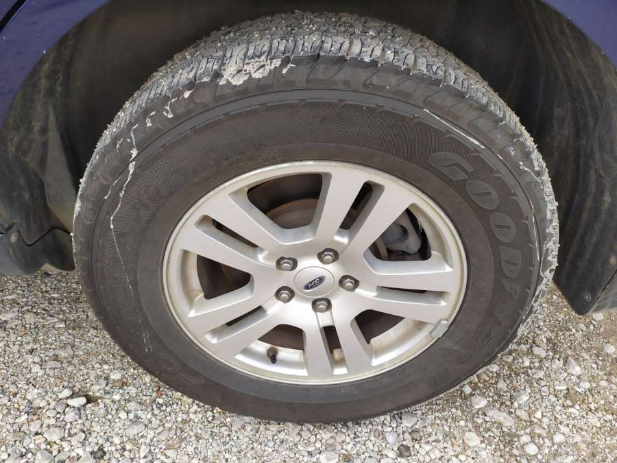 1L2T14K147AA Ручка крышки багажника Ford Edge 1 (2006-2014) Внедорожник 5дв. 2011г. | Фото № 12 1L2T14K147AA Ручка крышки багажника Ford Edge 1 (2006-2014) Внедорожник 5дв. 2011г. - Фото 12