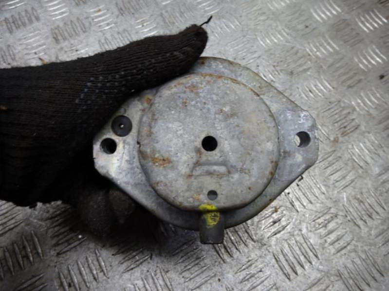 6769874 Подушка крепления двигателя BMW 5 E60/E61 2005г. | Фото № 4 6769874 Подушка крепления двигателя BMW 5 E60/E61 2005г. - Фото 4