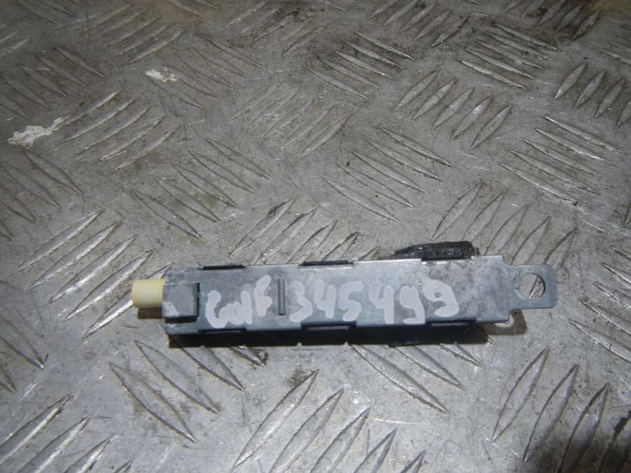 5K0035552A Блок электронный  Volkswagen Golf 0000г. | Фото № 2  5K0035552A Блок электронный  Volkswagen Golf 0000г. - Фото 2