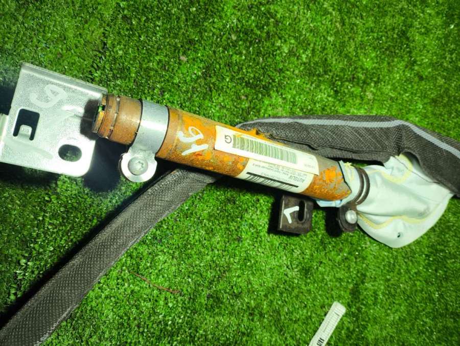 833133 Подушка безопасности боковая (шторка) левая Citroen C4 1 Хэтчбек 2006г. | Фото № 1 833133 Подушка безопасности боковая (шторка) левая Citroen C4 1 Хэтчбек 2006г. - Фото 1