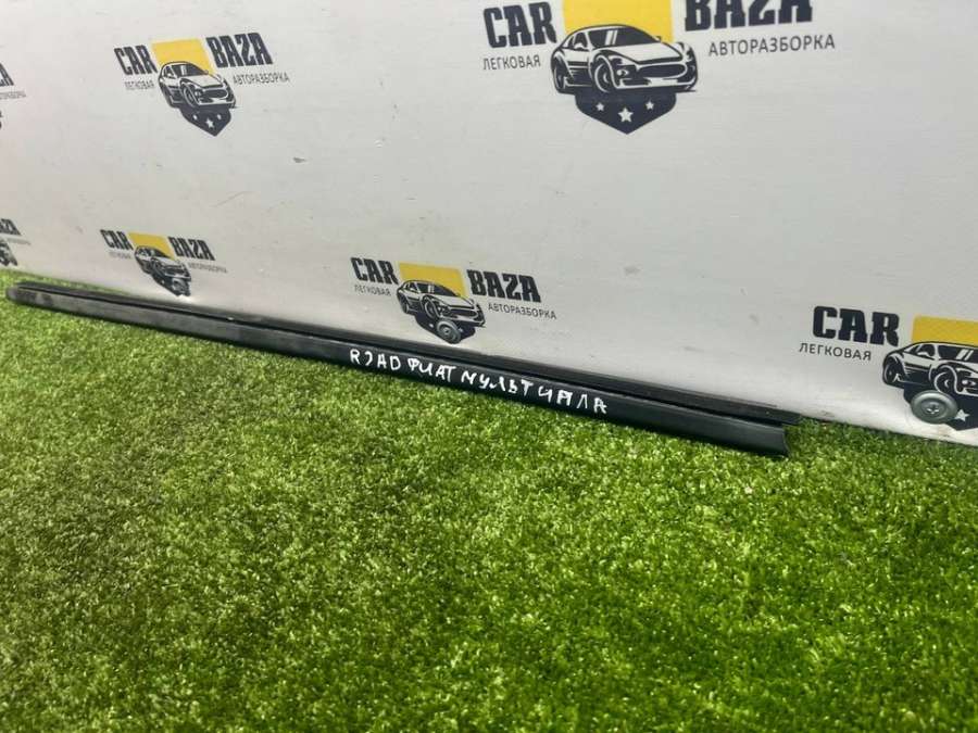 Уплотнитель стекла двери задней правой Fiat Multipla 2000г. | Фото № 3 Уплотнитель стекла двери задней правой Fiat Multipla 2000г. - Фото 3