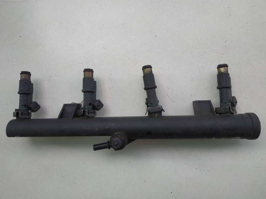 01F005A Форсунка топливная  Peugeot 807  2005г. | Фото № 1  01F005A Форсунка топливная  Peugeot 807  2005г. - Фото 1