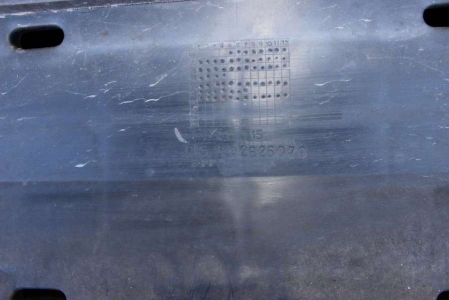 Бампер передний Citroen Jumper 1 2002г. | Фото № 9 Бампер передний Citroen Jumper 1 2002г. - Фото 9