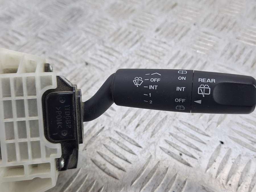 17G057 Переключатель подрулевой (стрекоза)  Mazda 3 BK 2006г. | Фото № 2  17G057 Переключатель подрулевой (стрекоза)  Mazda 3 BK 2006г. - Фото 2