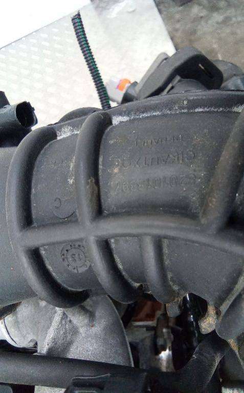 8201018897 Патрубок воздушного фильтра Renault Twingo 2011г. | Фото № 3 8201018897 Патрубок воздушного фильтра Renault Twingo 2011г. - Фото 3