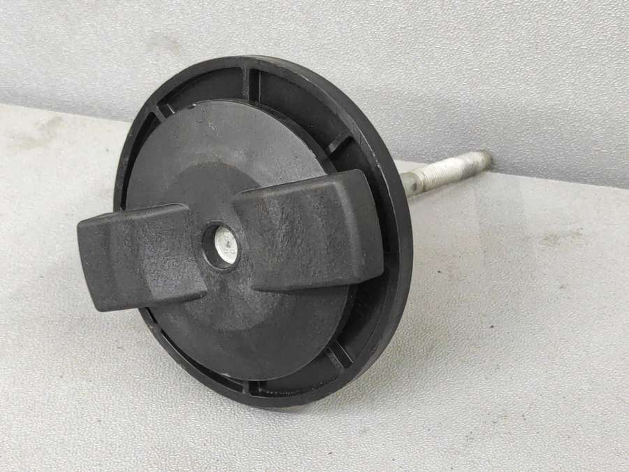 Крепление запаски GMC Terrain 2020г. | Фото № 1 Крепление запаски GMC Terrain 2020г. - Фото 1