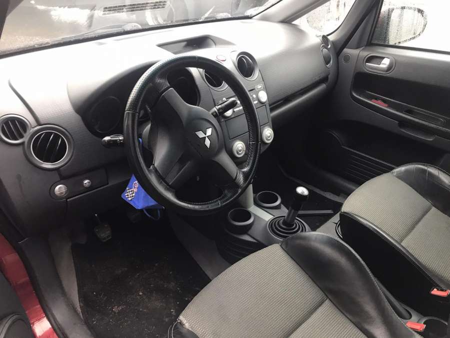 Дверь передняя левая Mitsubishi Colt 6 (2002-2012) Кабриолет 2006г. | Фото № 10 Дверь передняя левая Mitsubishi Colt 6 (2002-2012) Кабриолет 2006г. - Фото 10