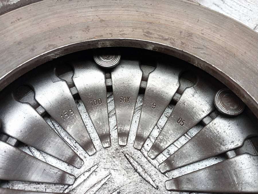 159100SAX3082172031TYPMF200 Корзина сцепления  Opel Vectra B 1998г. | Фото № 6  159100SAX3082172031TYPMF200 Корзина сцепления  Opel Vectra B 1998г. - Фото 6