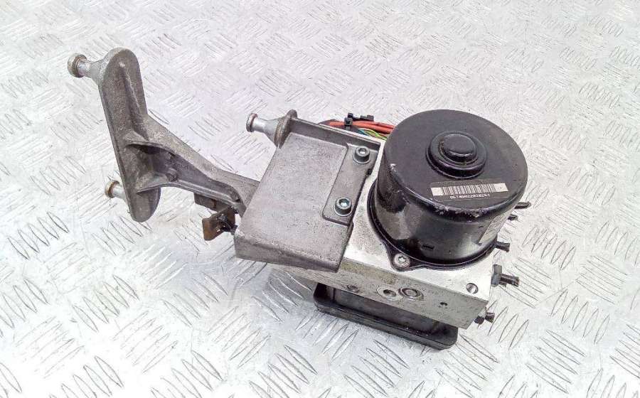 A0064310312 Блок ABS  Mercedes-Benz C 2004г. | Фото № 2  A0064310312 Блок ABS  Mercedes-Benz C 2004г. - Фото 2