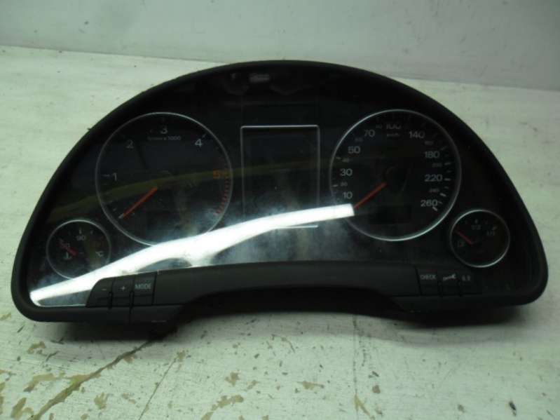 Щиток приборов (приборная панель)  Audi A4(B7) Универсал 2007г. | Фото № 1   Щиток приборов (приборная панель)  Audi A4(B7) Универсал 2007г. - Фото 1