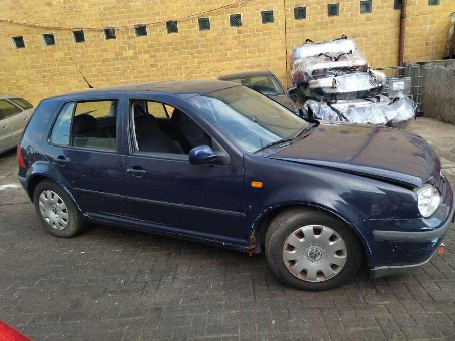 036907601 Датчик распредвала Volkswagen Golf 4 (1997-2004) Хетчбэк 5дв. 1997г. | Фото № 11 036907601 Датчик распредвала Volkswagen Golf 4 (1997-2004) Хетчбэк 5дв. 1997г. - Фото 11