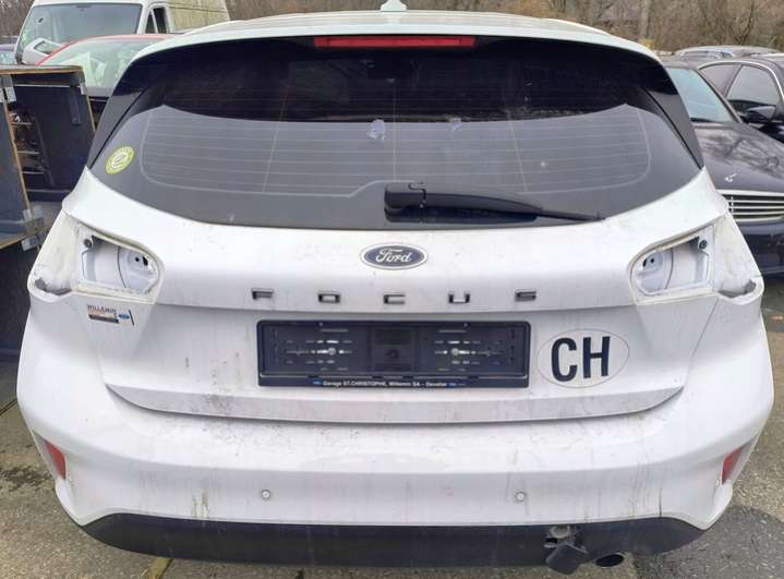 Бампер задний  Ford Focus 4 поколение (2019-2024) 2019г. | Фото № 5   Бампер задний  Ford Focus 4 поколение (2019-2024) 2019г. - Фото 5