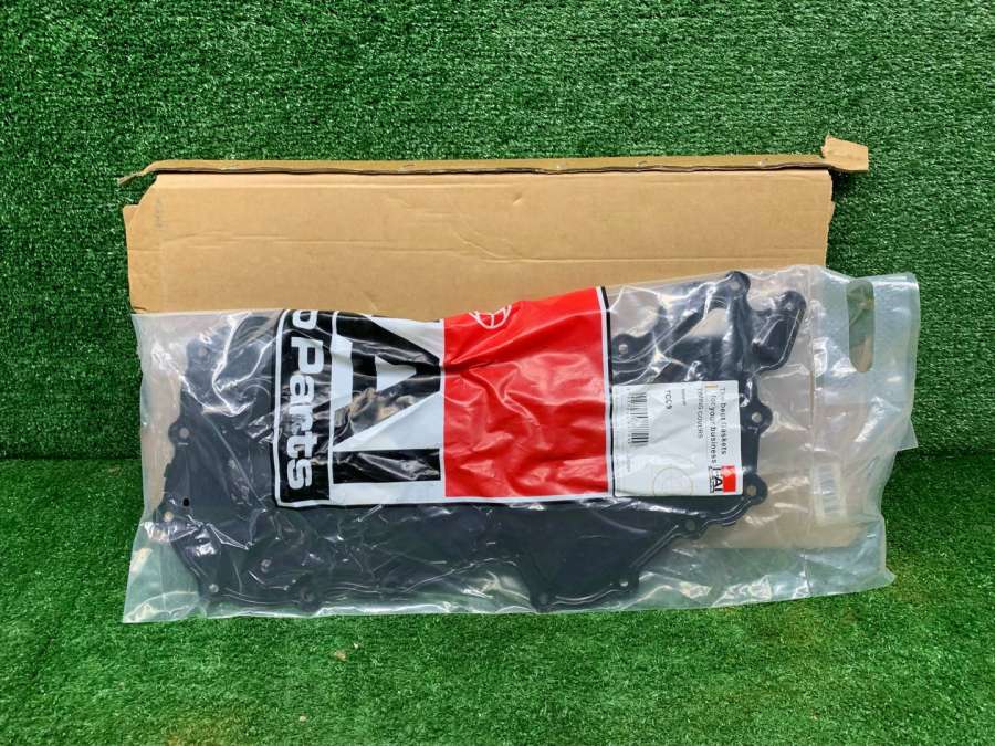 135027147R6000616580TCC9 Крышка двигателя  Renault Scenic 3 JZ00 2011г. | Фото № 1  135027147R6000616580TCC9 Крышка двигателя  Renault Scenic 3 JZ00 2011г. - Фото 1